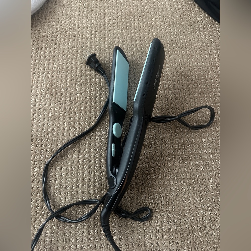 Remington Wet-to-Straight Flat Iron